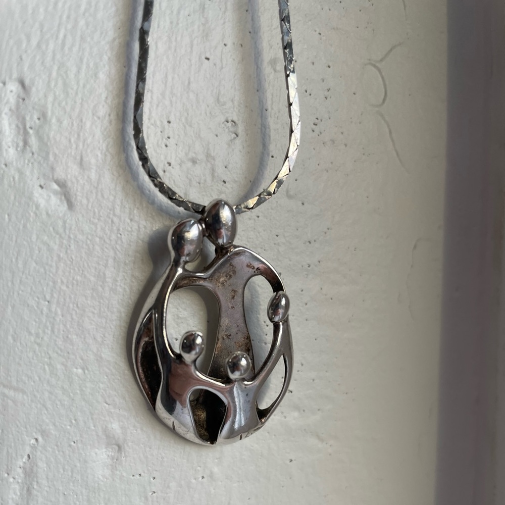 Sterling Silver Family of 5 Pendant